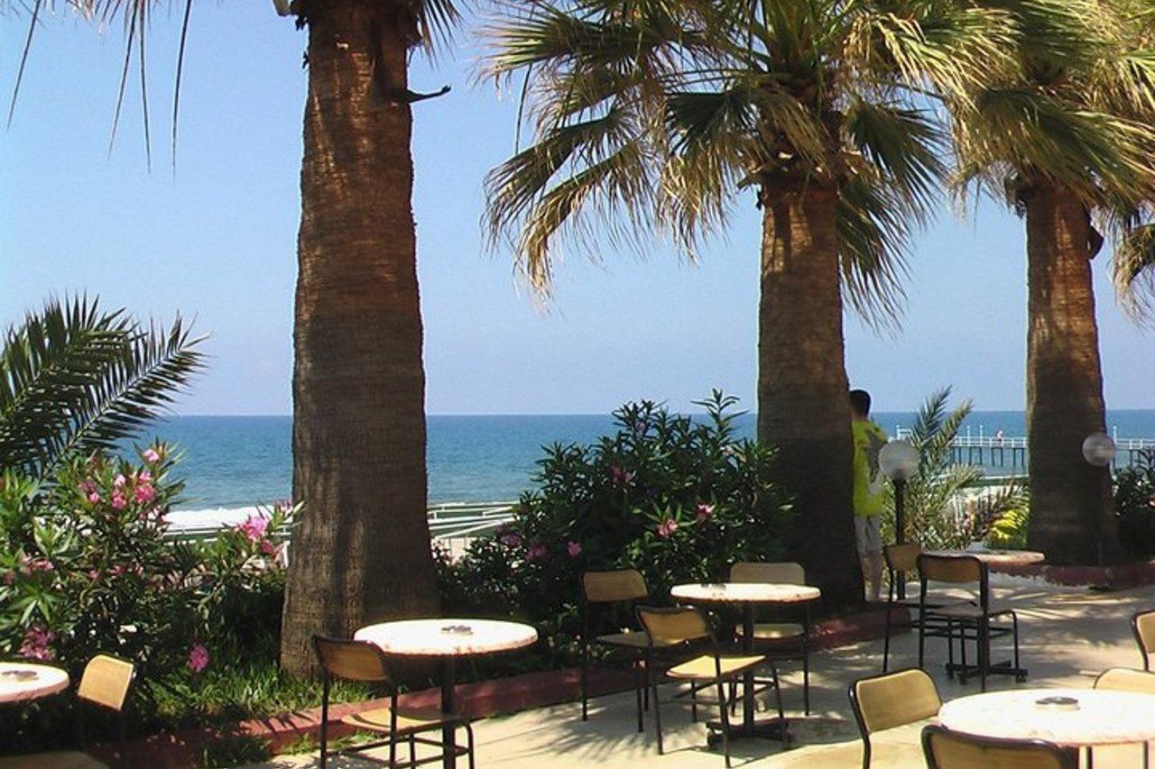 Club Tess Hotel Konaklı Exterior foto